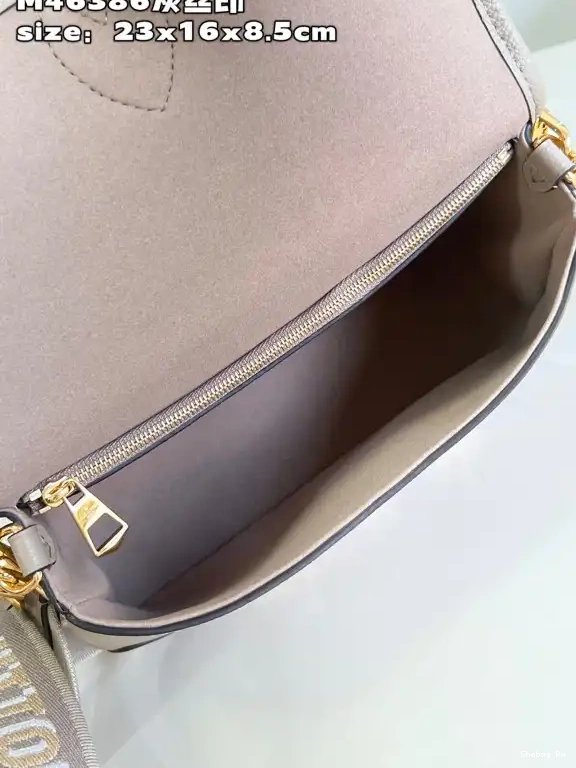 Nano Diane LOUIS VUITTON 0628